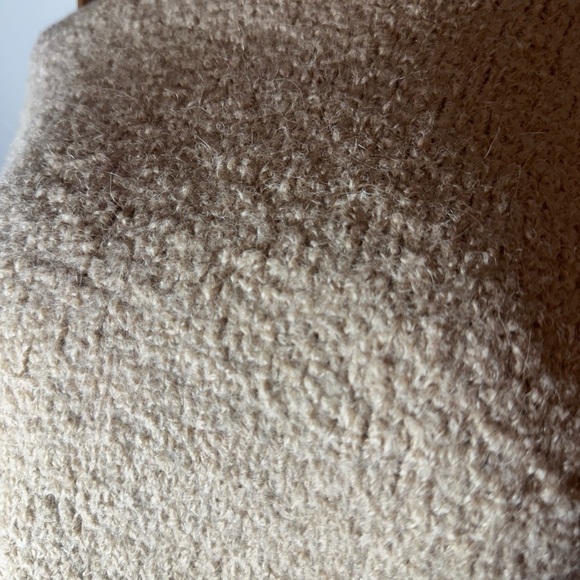 Aritzia 100% Aplaca Sweater - SizeS - Picture 2 of 8